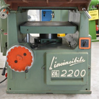 5248- WYRÓWNIARKO-GRUBOŚCIÓWKA SCM 2200