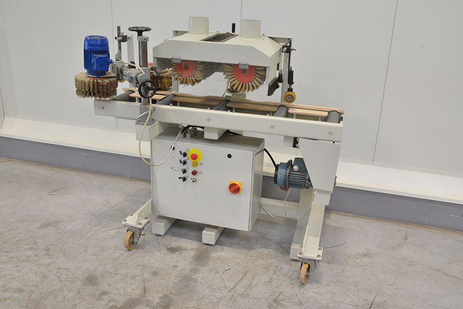 5167 - SZCZOTKARKA QUICKWOOD CD2/300