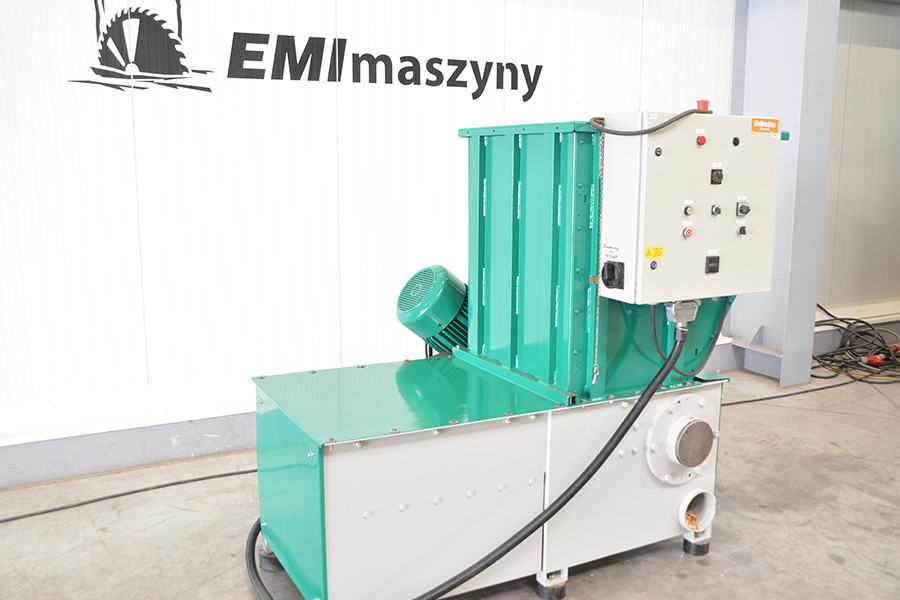 5754 - RĘBAK SCHUKO ZM 700
