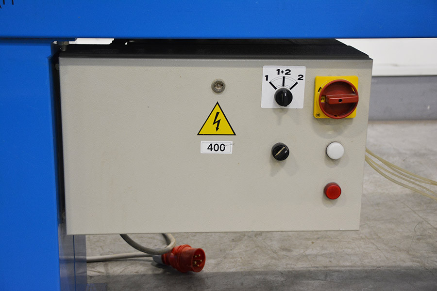 5886 - WINKELSÄGE PERTICI UNIVER 330 IP