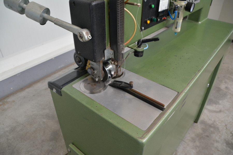 6164 - SPAJARKA DO FORNIRU KUPER