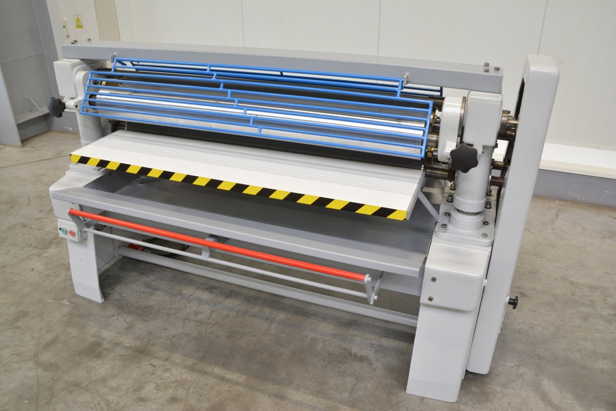 6434 - WALCE KLEJOWE CZTEROWALCOWE FIN