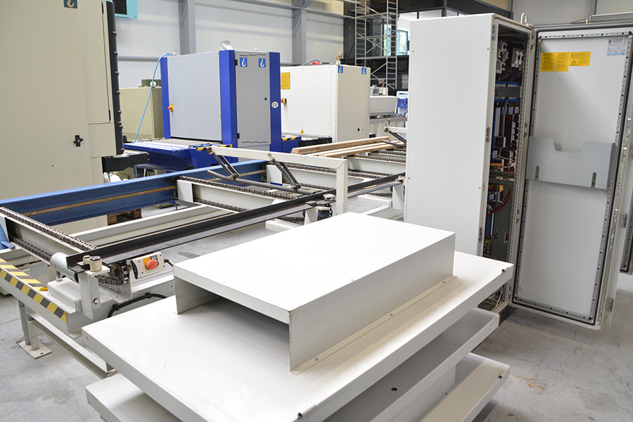 6641 - STRUGARKA CZETEROSTRONNA WEINIG POWERMAT 1000  FULL POWERLOCK