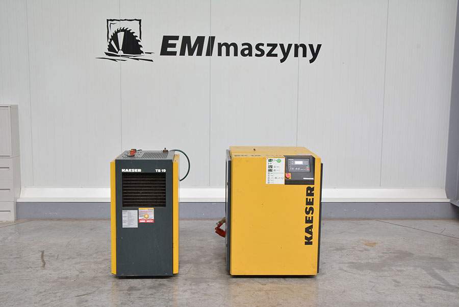 5682 - SCREW COMPRESSOR KAESER SK19 WITH DRYER