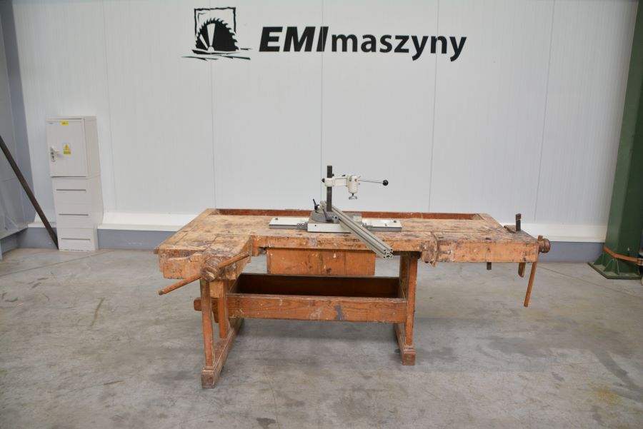 TENONING TABLE FOR MOULDER