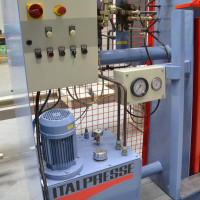 6327 - PRASA RAMOWA ITALPRESSE