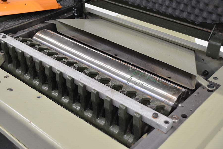 5433 - GRUBOŚCIÓWKA SCM S63