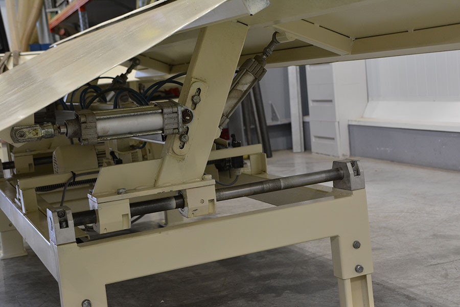 5499 - OUTFEED TABLE RAIMANN DTF