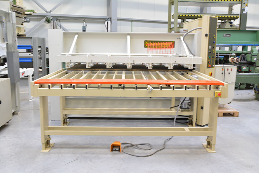 5536 - WOODEN PANELS GLUING PRESS STETON