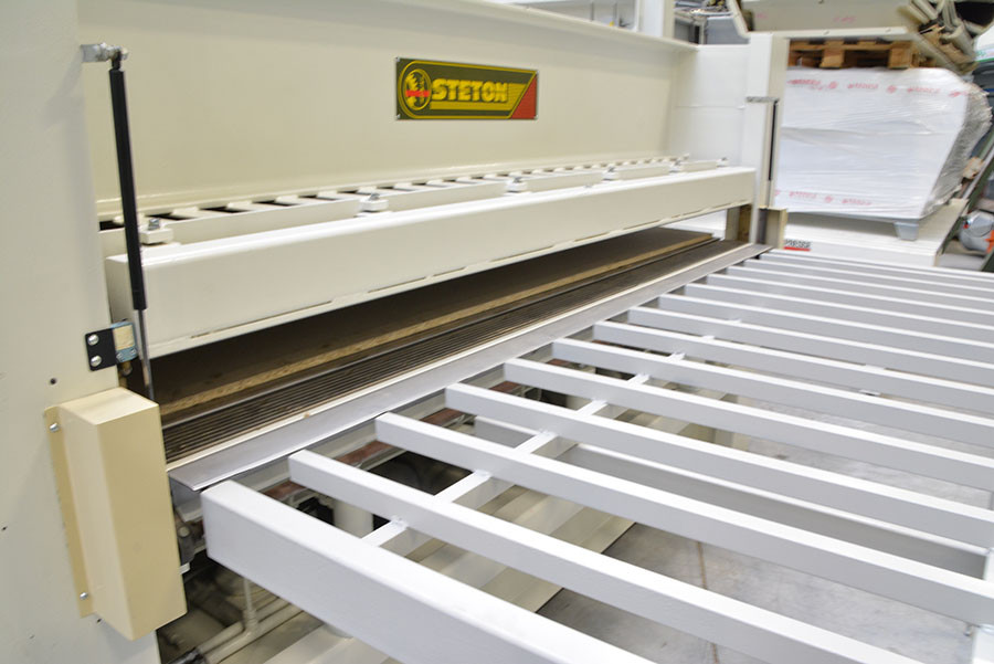 5536 - WOODEN PANELS GLUING PRESS STETON