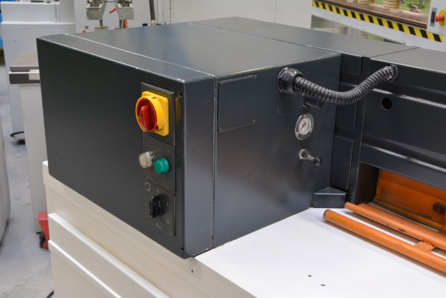 5560- ONE SIDE RIP SAW SCM Z45