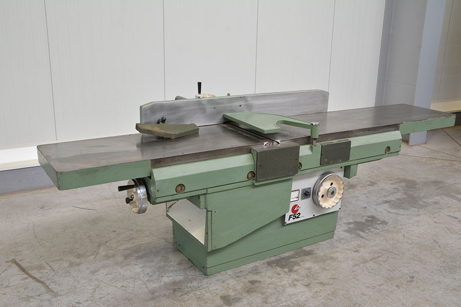 5645 - PLANER SCM F52