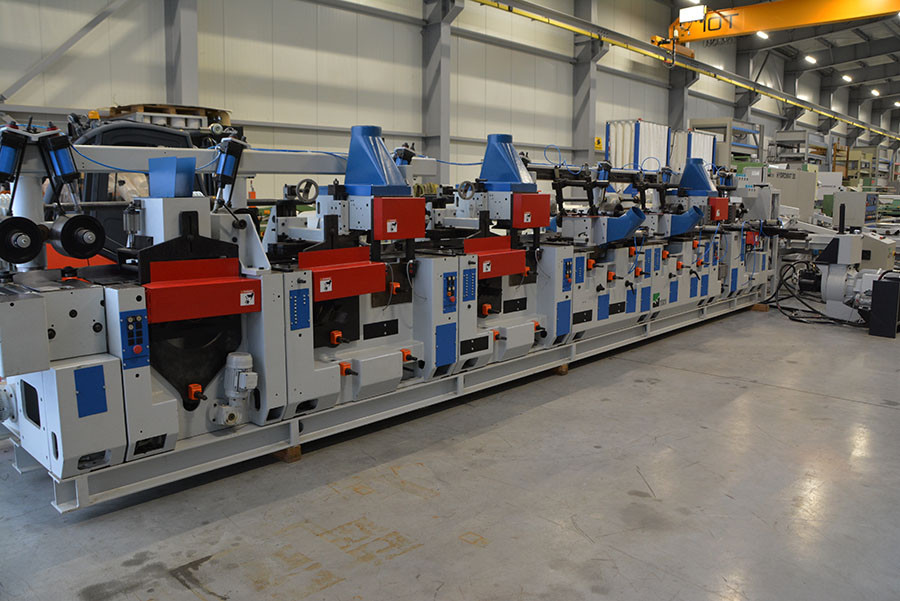 5755 - FOUR SIDE MOULDER WEINIG HYDROMAT SUPER 30B