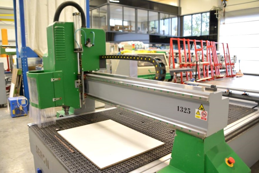 6044- PLOTER FREZUJĄCY SERON