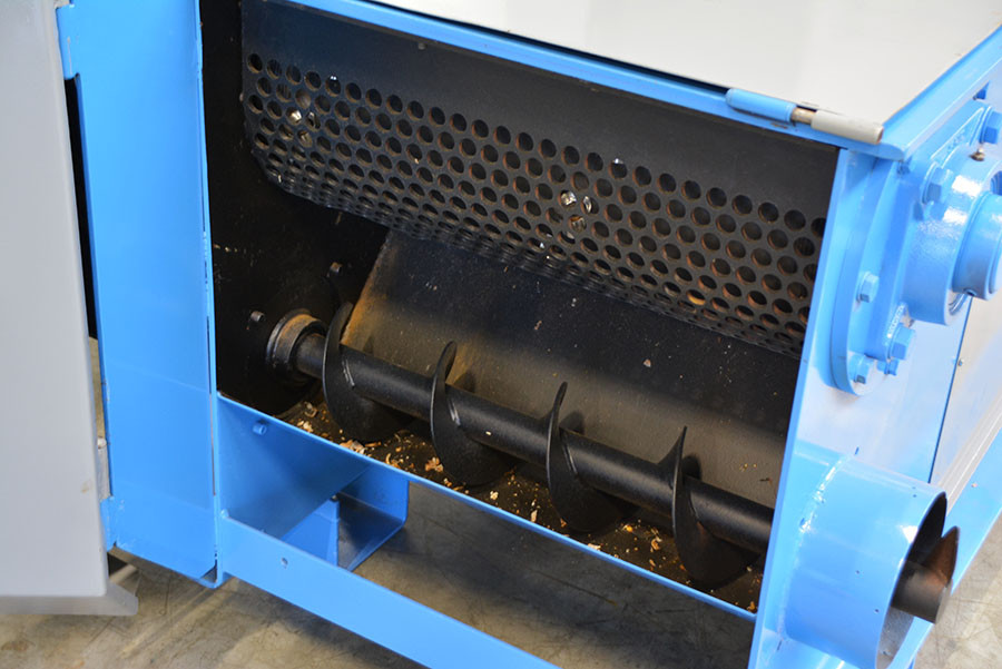 6203 -RĘBAK Z WYGARNIACZEM ŚLIMAKOWYM GROSS