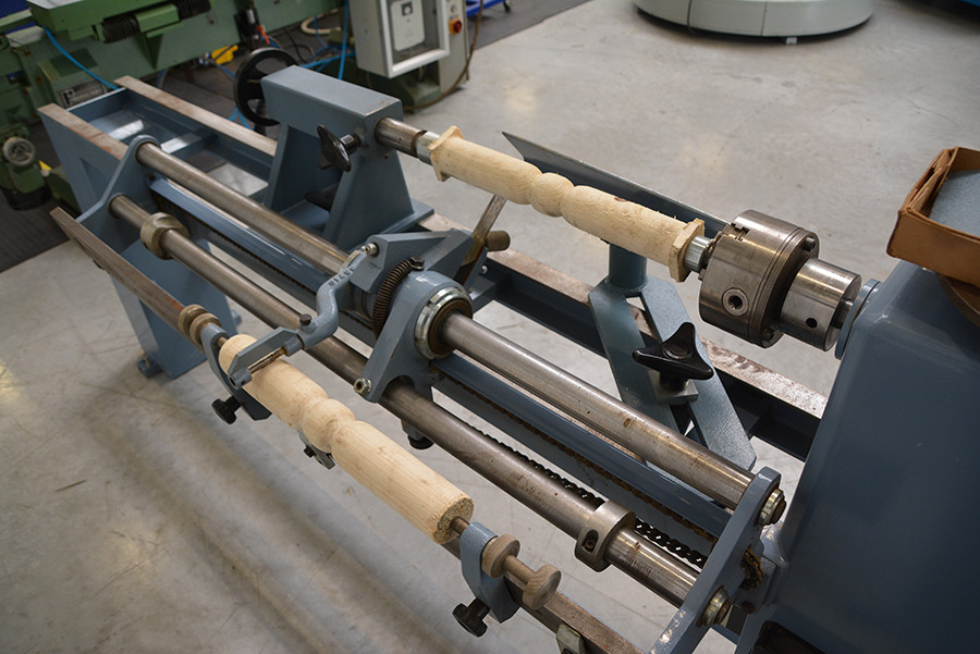 4377 - LATHE MVM