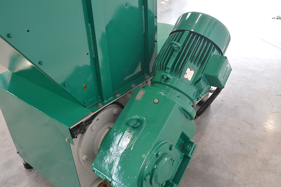 5754 - RĘBAK SCHUKO ZM 700