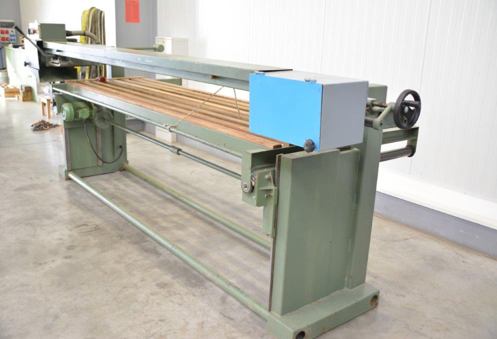 6233 - SZLIFIERKA DŁUGOTAŚMOWA FRB L93