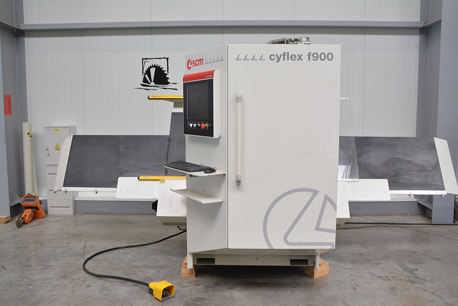 6458 - CENTRUM OBRÓBCZE FREZUJĄCO WIERCĄCE SCM CYFLEX F900