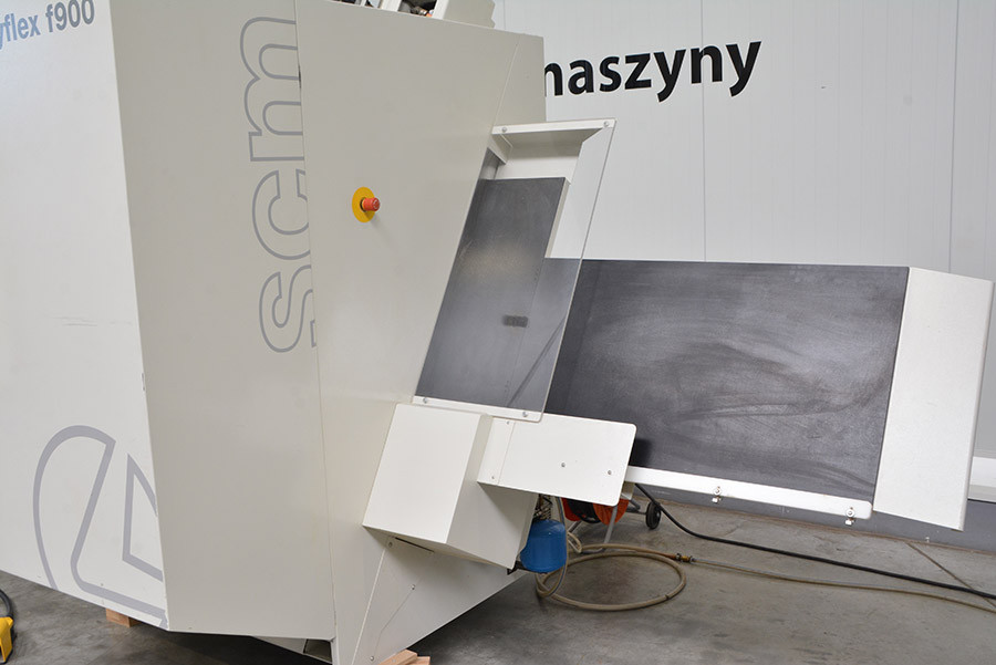 6458 - CENTRUM OBRÓBCZE FREZUJĄCO WIERCĄCE SCM CYFLEX F900