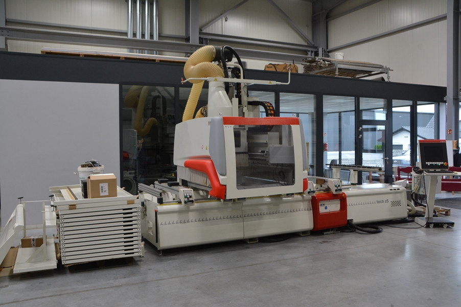 6449 - CENTRUM OBRÓBCZE SCM TECH Z5