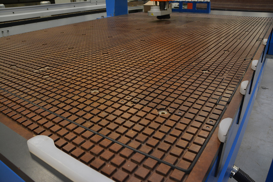 6528 - PLOTER FREZUJĄCY KIMLA BPF 2131