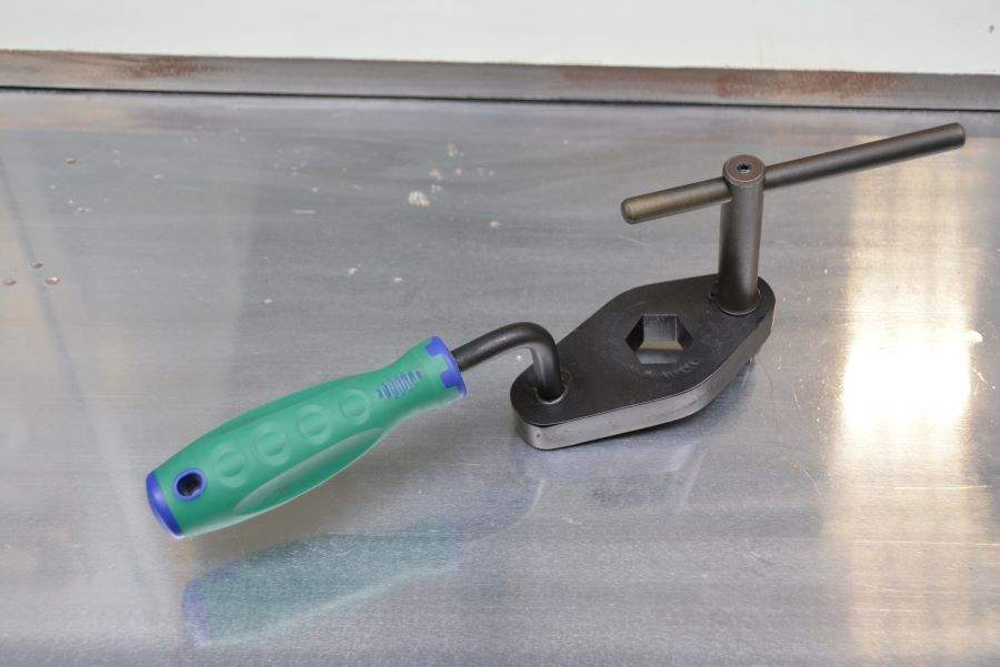 5961- KLUCZ DO GŁOWIC STRUGAREK SCM