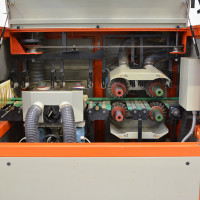 6061 - SZCZOTKARKA QUICKWOOD QL8