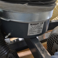 6592 - MANIPULATOR / PRZENOŚNIK / ŻURAW/ RAMIE MANUT