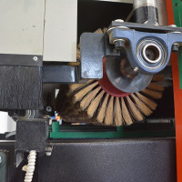 4932 - SZCZOTKARKA QUICKWOOD RO1300