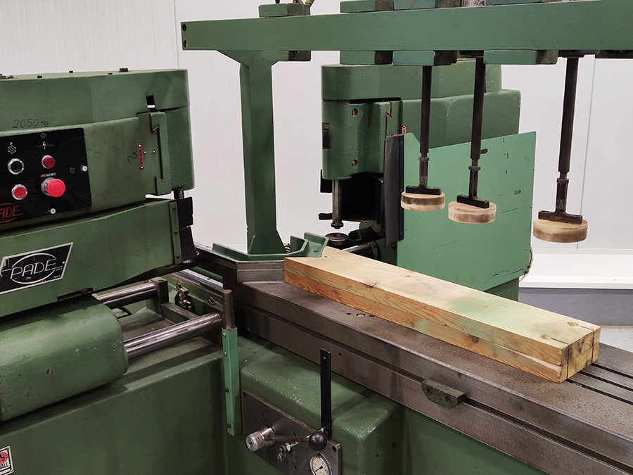 5043 - FREZARKA LINIOWA PADE