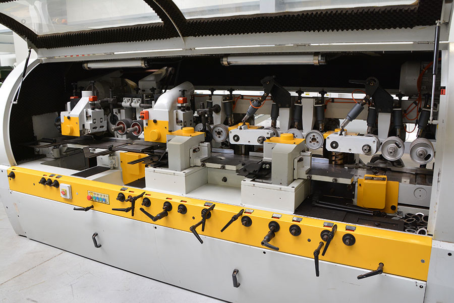 5637 - STRUGARKA CZTEROSTRONNA LEADERMAC COMPACT 823 DO MOKREGO