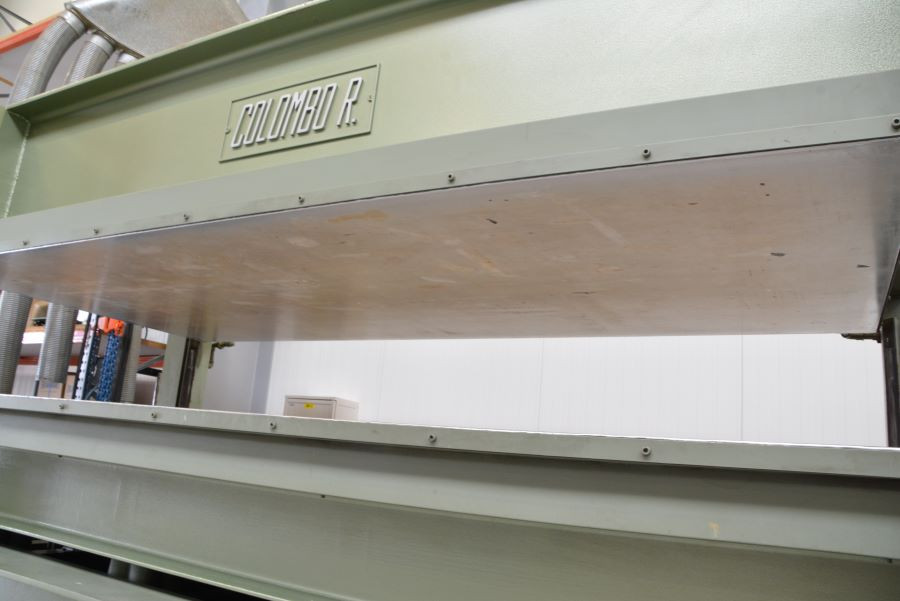 5634- PRASA DO FORNIROWANIA COLOMBO