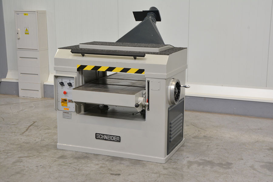 5711 - GRUBOŚCIÓWKA SCHNEIDER