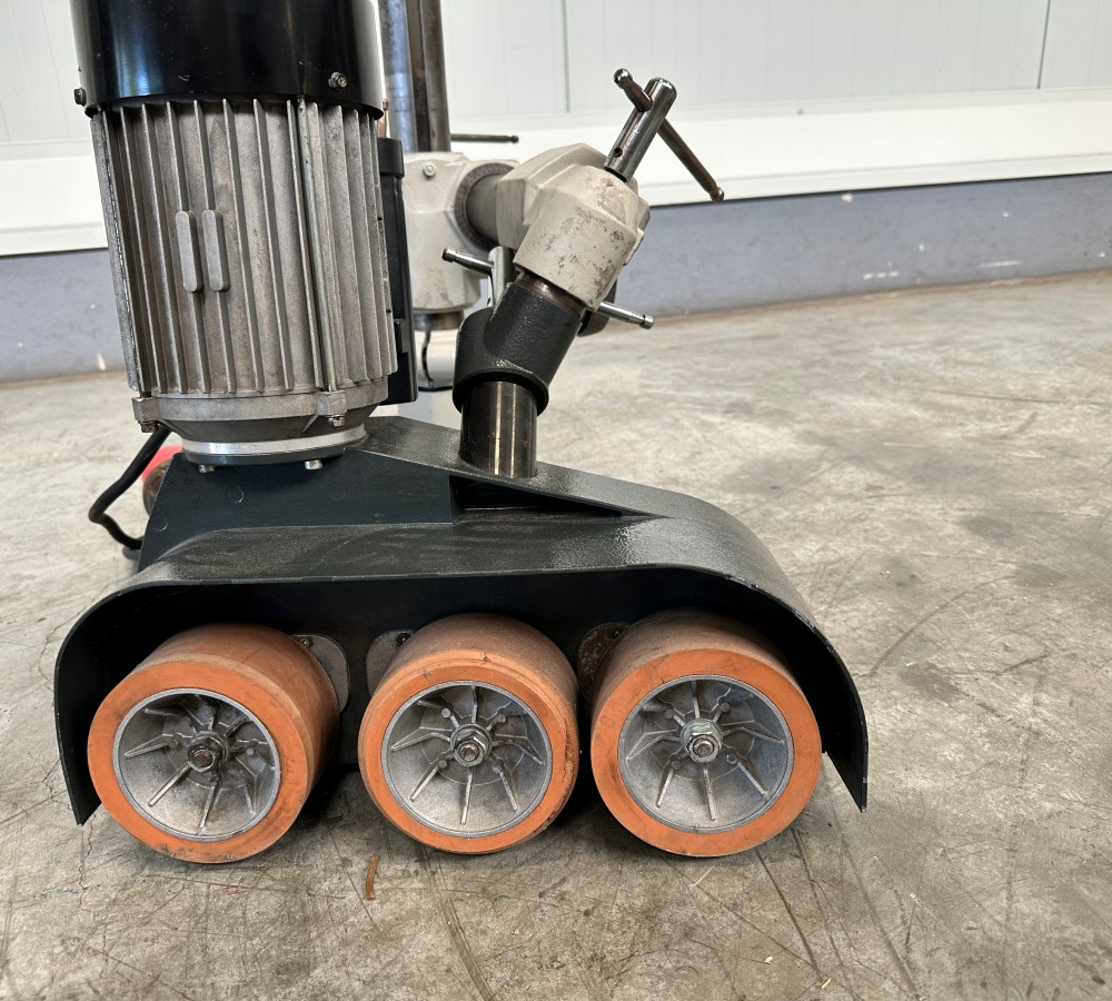 S102 - POSUW ROLKOWY FELDER F38