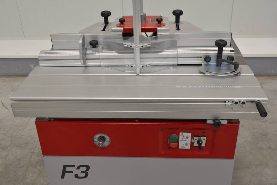 6335 - FREZARKA DOLNOWRZECNIONOWA HAMMER F3