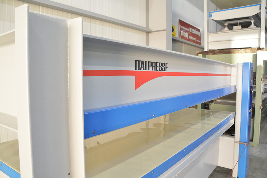 6510 - PRASA ITALPRESSE UT6 3000x1300