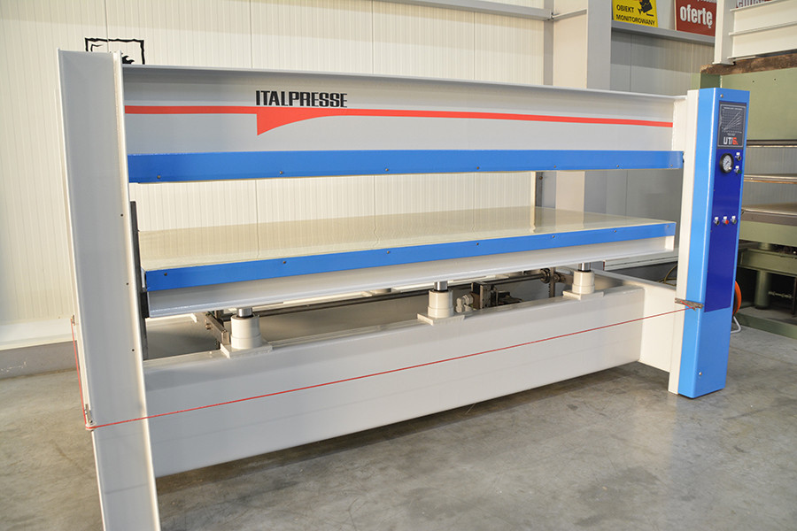 6510 - PRASA ITALPRESSE UT6 3000x1300