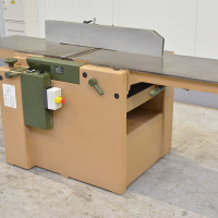 5111 - WYRÓWNIARKO-GRUBOŚCIÓWKA SCM