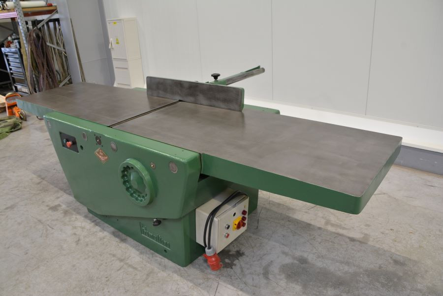 5321- WYRÓWNIARKA PRIMULTINI 700