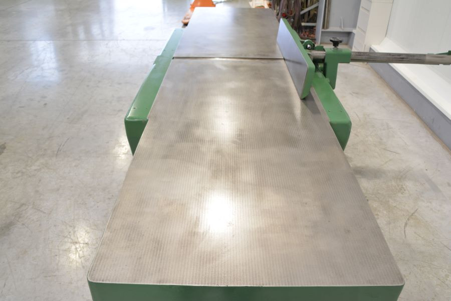 5321- WYRÓWNIARKA PRIMULTINI 700