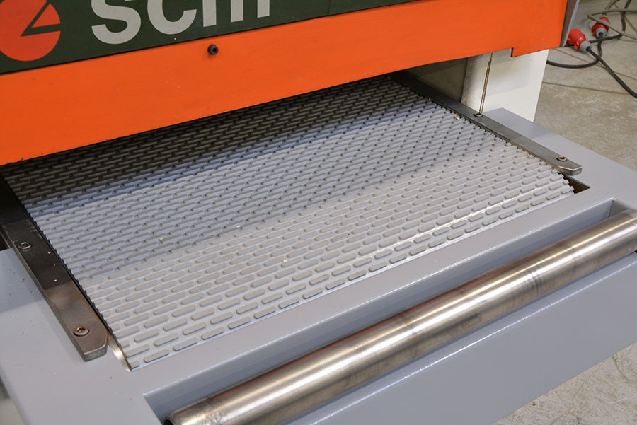 5701 - GRUBOŚCIÓWKA SCM S63T