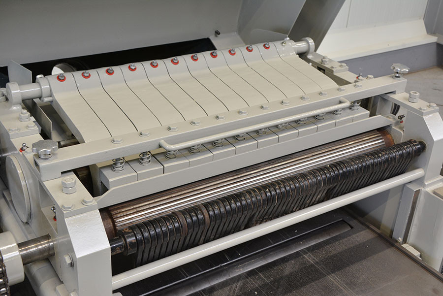 5711 - GRUBOŚCIÓWKA SCHNEIDER