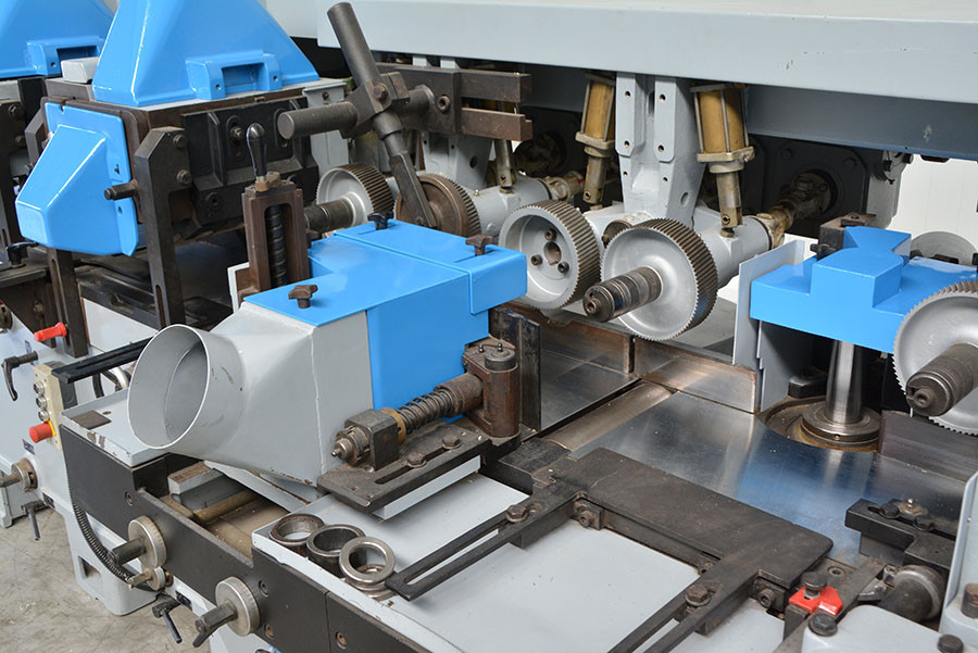 5756 - STRUGARKA CZTEROSTRONNA WEINIG HYDROMAT 25R