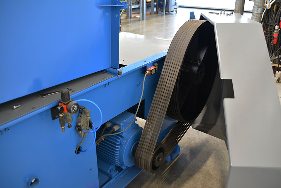 6203 -RĘBAK Z WYGARNIACZEM ŚLIMAKOWYM GROSS