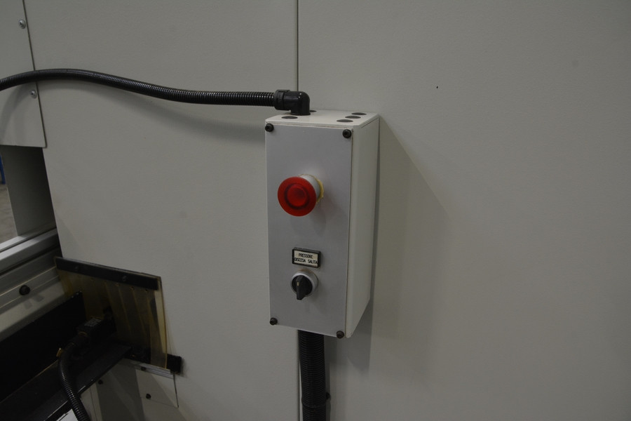 6512 - SZLIFIERKA KRAWĘDZIOWA  Z FREZOWANIEM WSTĘPNYM TECNOLEGNO COMPACT 32