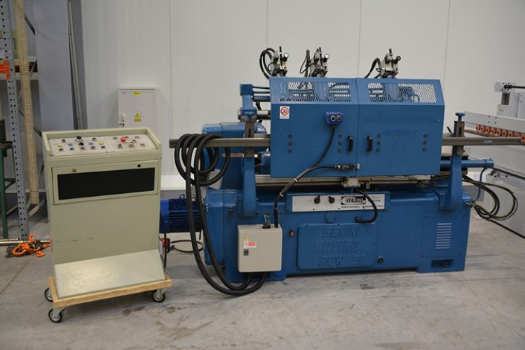 4540 - TOKARKA AUTOMATYCZNA GENINI W ZESTAWE Z SZLIFIERKĄ