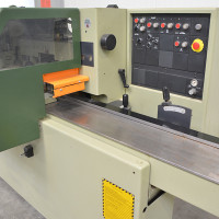 5975 - STRUGARKA CZTEROSTRONNA SCM COMPACT 23
