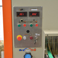 6061 - SZCZOTKARKA QUICKWOOD QL8