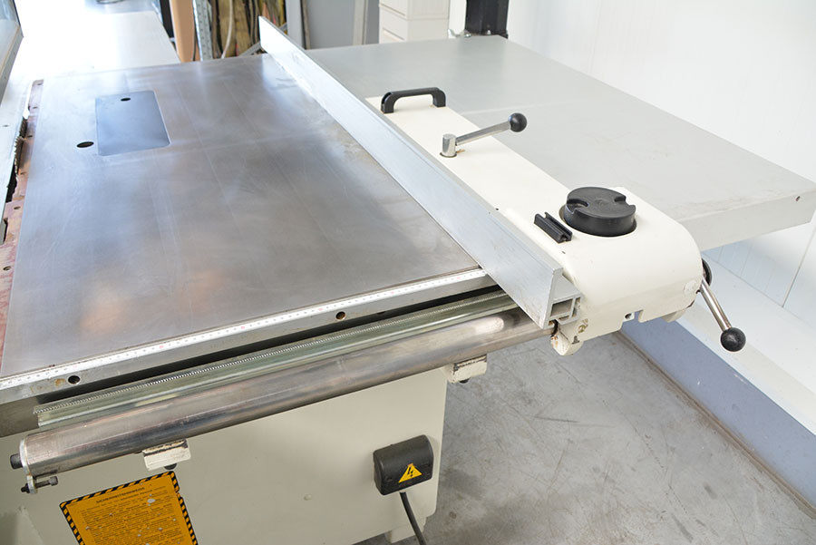 5530 - PILARKA FORMATOWA SCM SI450E